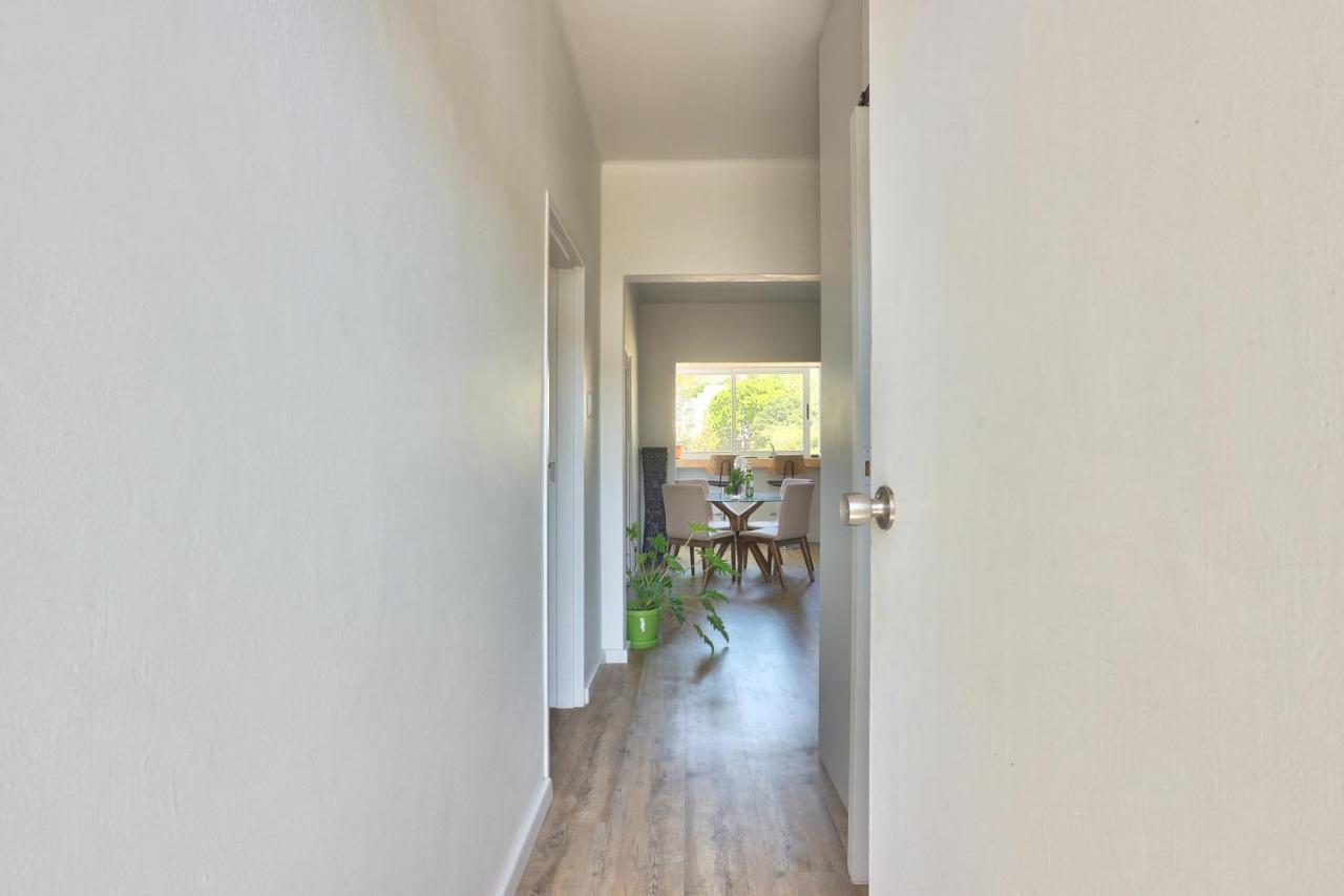 Skyways Apartment เคปทาวน์ ภายนอก รูปภาพ